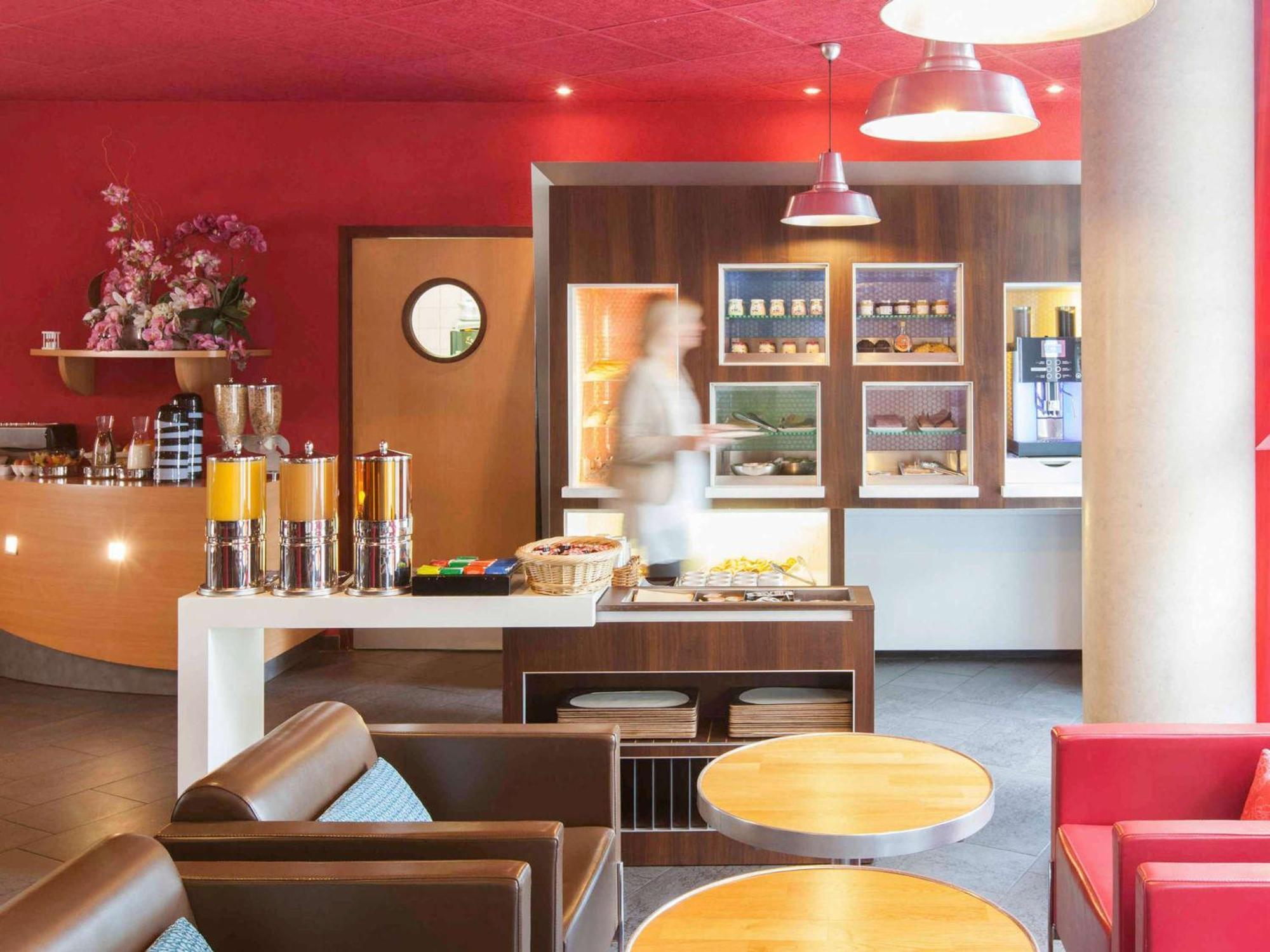 Hotel Novotel Centre 4*