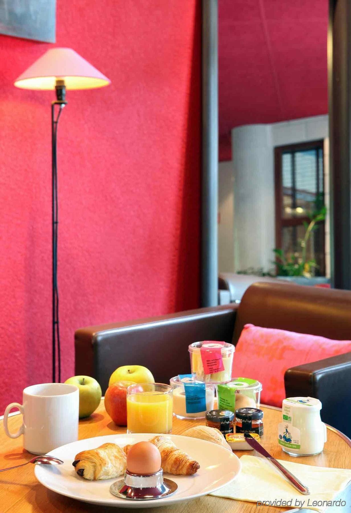 Novotel Centre Hotel 4*